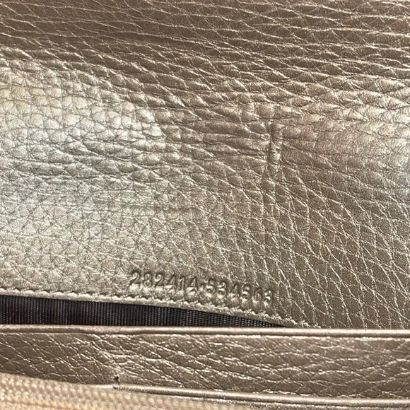 GUCCI GG Soho Leather Biford Long Crossbody - Picture 9 of 16